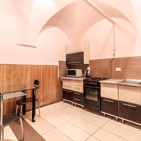 New Ruska Apartment Lviv Bagian luar foto