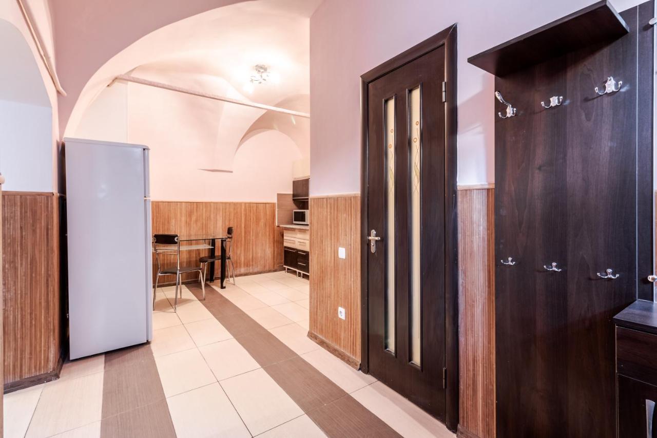New Ruska Apartment Lviv Bagian luar foto
