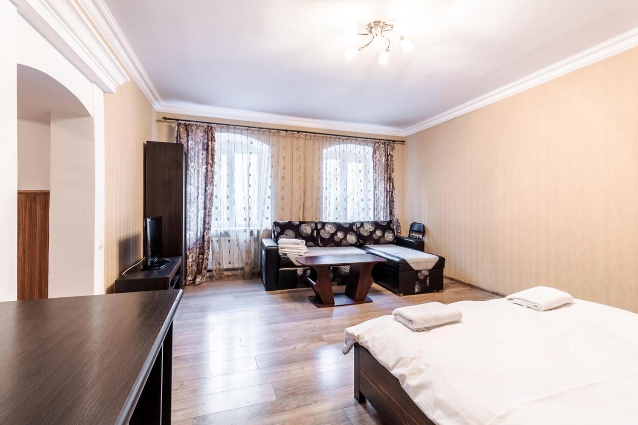 New Ruska Apartment Lviv Bagian luar foto